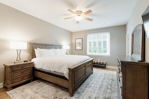 2 chambres, fer et planche à repasser, accès Internet, draps fournis