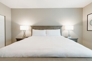 2 chambres, fer et planche à repasser, lit de bébé portatif, Wi-Fi