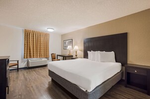 Desk, iron/ironing board, free WiFi, bed sheets