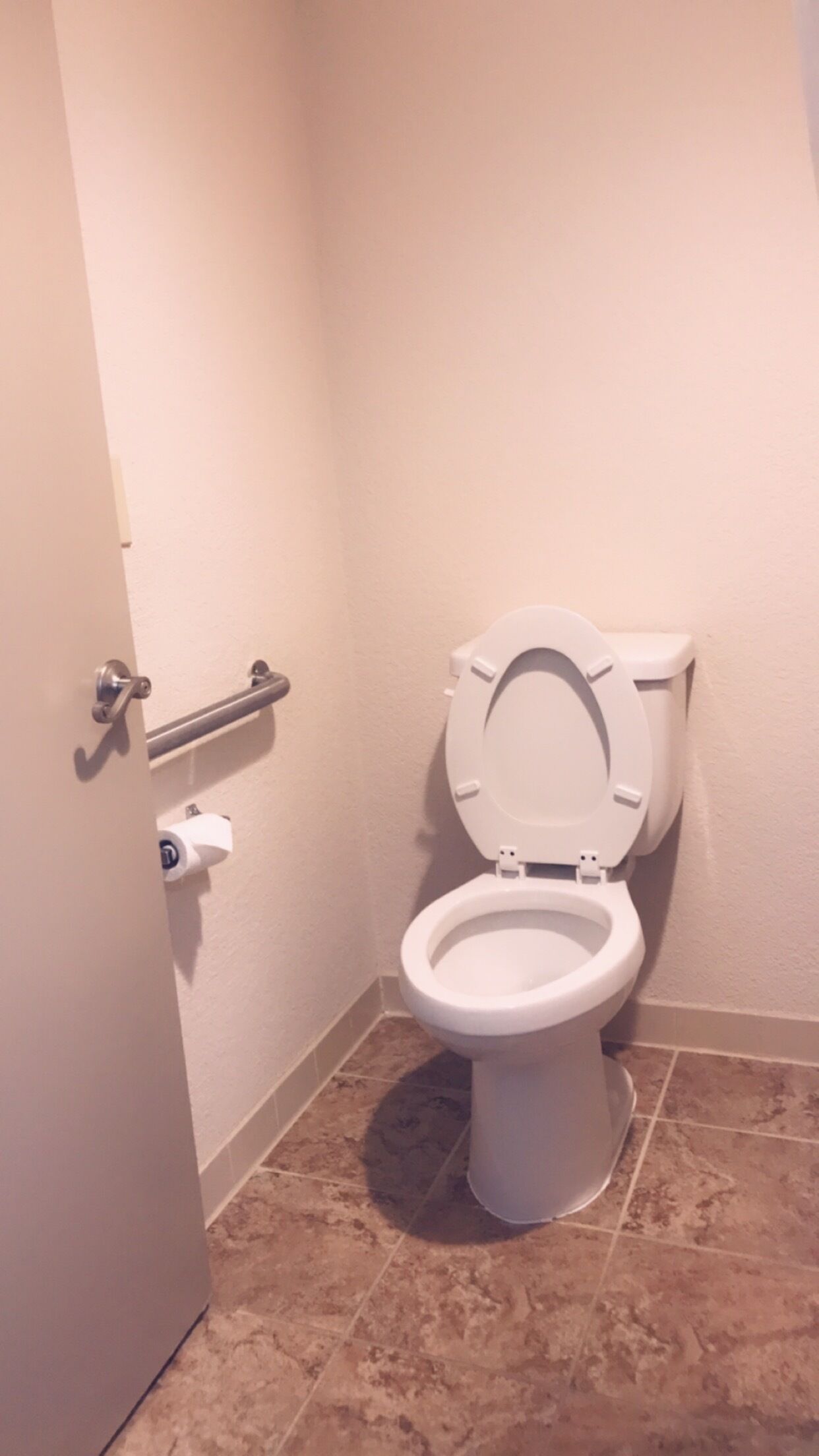 rainfall showerhead, hair dryer, towels