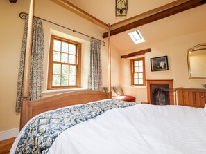 Casa de campo | 3 quartos, individualmente decorados, individualmente mobiliados