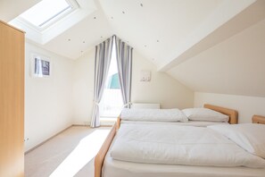 3 Schlafzimmer, Bügeleisen/Bügelbrett, Reisekinderbett, kostenloses WLAN