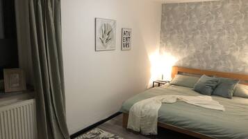 3 chambres, bureau, lit parapluie, Wi-Fi gratuit