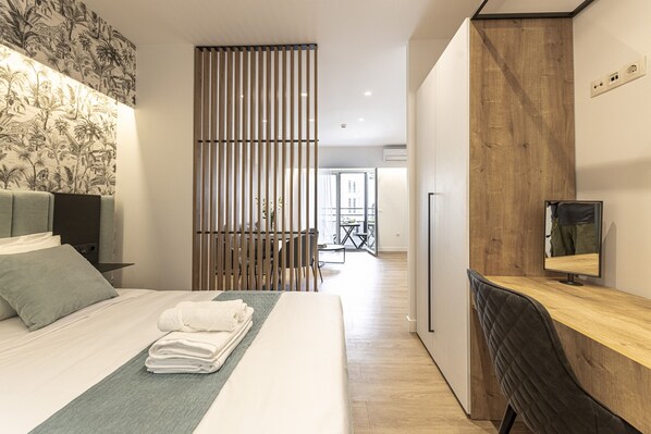 Deluxe Apartment