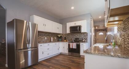 Dog Friendly Home Close to San Antonio Downtown
