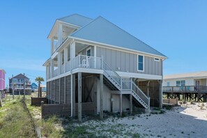Exterior - Beachside House in Fort Morgan | All-Moh's-Paradise (Gulf Shores)