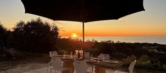 CURROLGA Elevated Seaviews, Tranquil Coastal Retreat Rolling hills, Dogs welcome