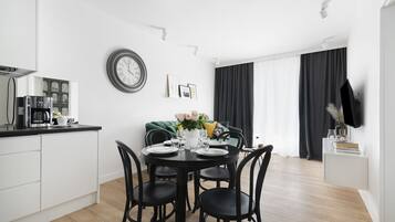 Design Apartment | Living room | 50-inch Smart TV with digital channels, TV