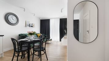 Design-huoneisto | Ruokailu omassa huoneessa