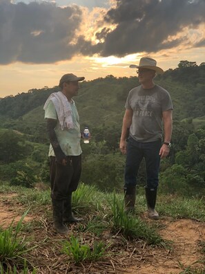 Property grounds - Working126 hectares (roughly 300 acres) cattle ranch/finca provided with horses. (Cimitarra)