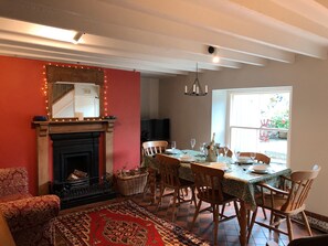 Dining - Stunning & spacious house in central Tenby (Tenby)