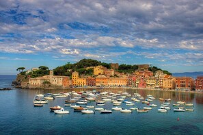 Marina - Nerissa house two minutes walk from the beach 5 minutes from the station x 5 lands (Sestri Levante)