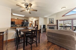 Interior - Enjoy Incredible Mountain Views from Private Balcony, Shared Pool & Hot Tub! (Keystone)
