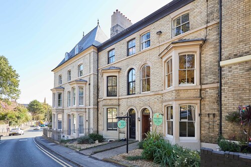 Host & Stay | The Captain's Loft
