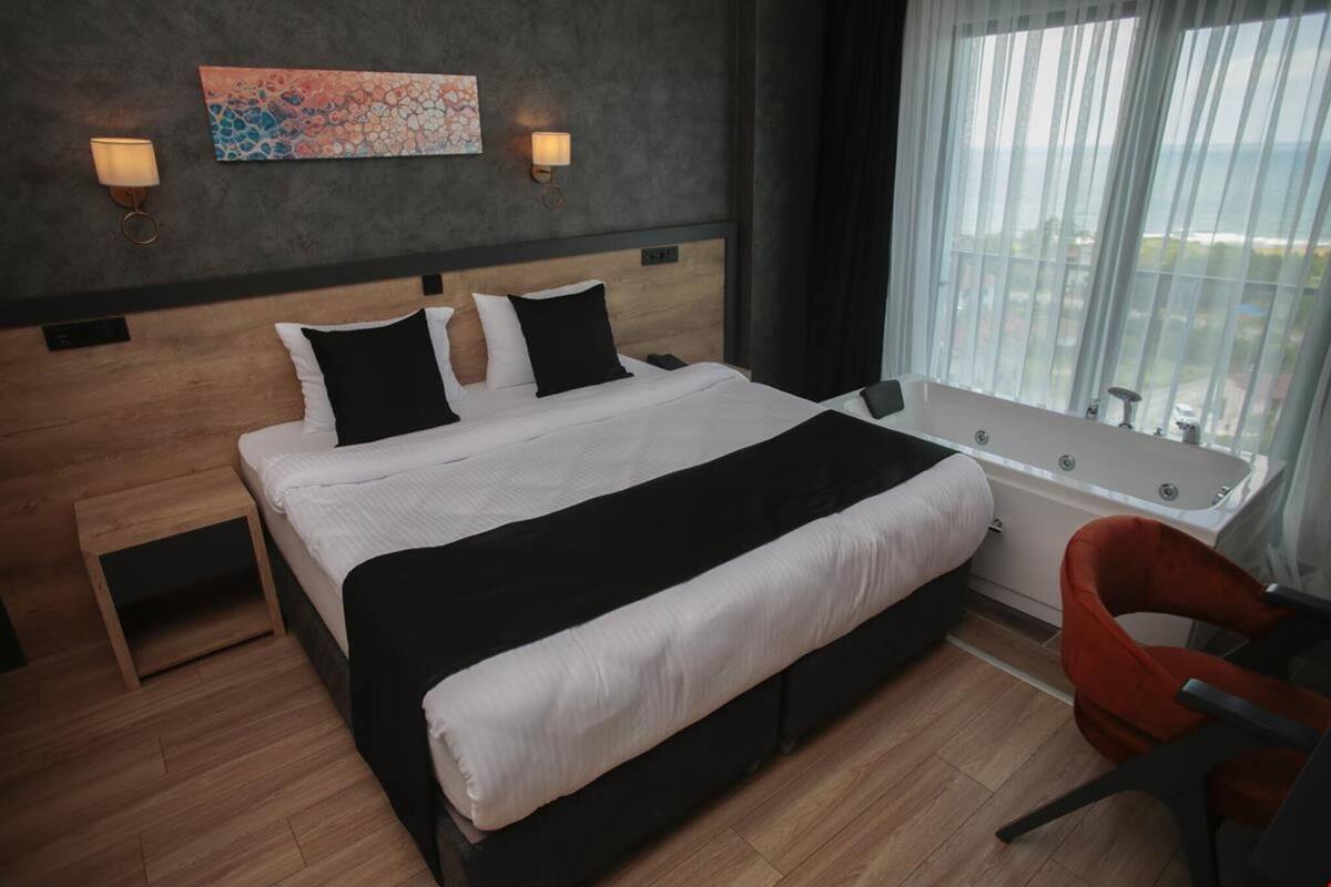 Hochwertige Bettwaren, Minibar (mit einigen kostenlosen Artikeln)