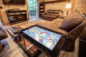Smart-TV, Kamin, Videospiele, DVD-Player