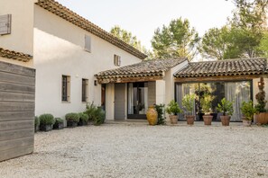 Exterior - Vacation rental house with pool LOURMARIN LS2-385 (Lourmarin)