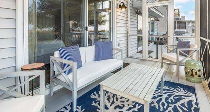 A Salty Senorita | Luxurious + Beachfront Sunsets + Game Room!