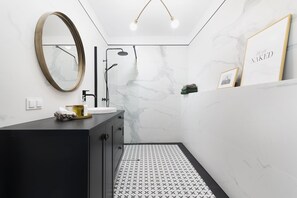 Design Apartment | Bathroom - EASY RENT Apartments - CENTRUM 2 (Lublin)