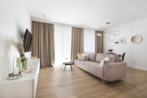 Apartament de disseny | Sala d'estar | Televisor de pantalla plana 