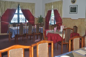 Restaurant - Royal Hotel Naran (Balakot)