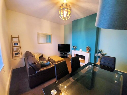 Lovely 2 bedroomed flat in the centre of Longton