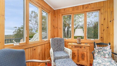 Walk To Good Harbor, OCEAN VIEWS, Open All Year!