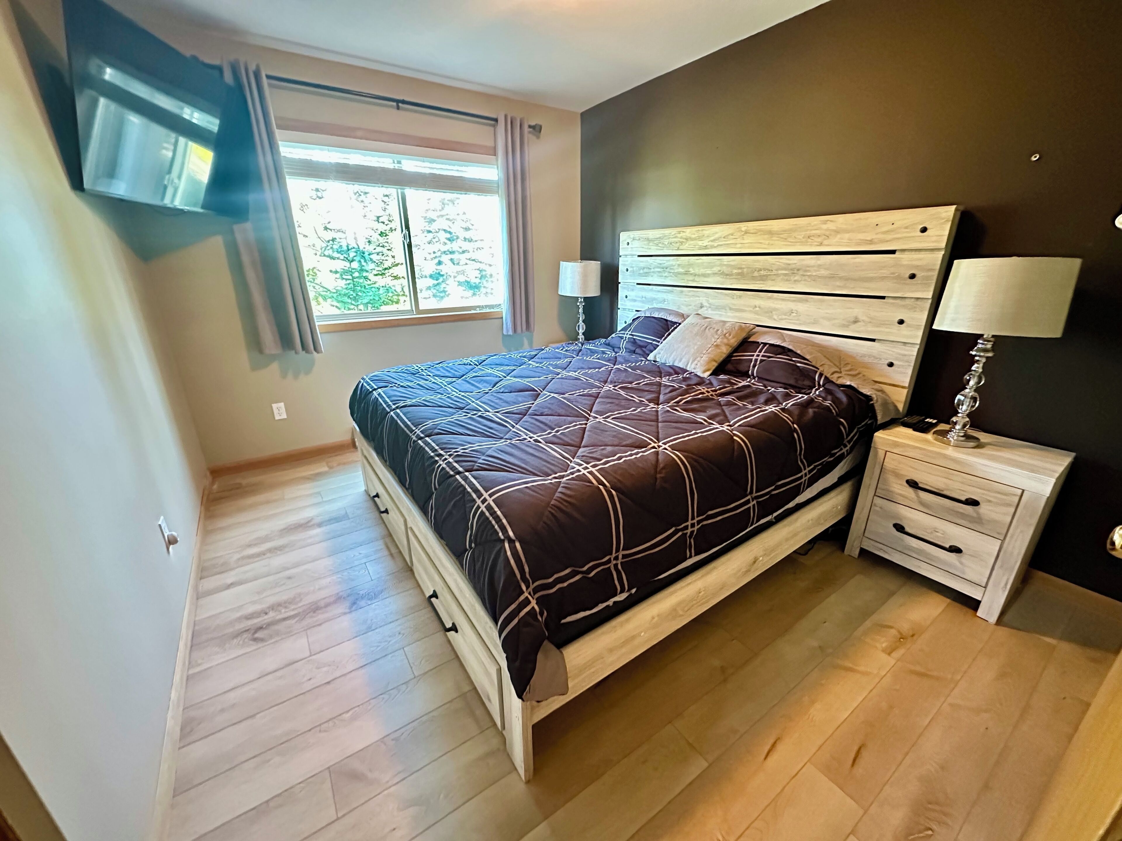 3 chambres, bureau, Wi-Fi, draps fournis