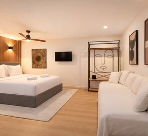 Iron/ironing board, travel cot, WiFi, bed sheets - Montparnasse - Deluxe studio for 3 (Paris)