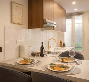 Dining - Montparnasse - Deluxe studio for 3 (Paris)