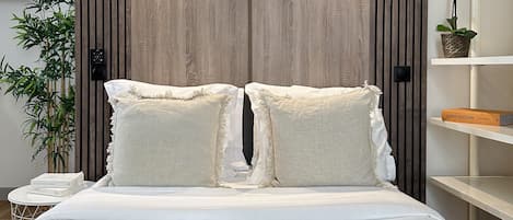 Bügeleisen/Bügelbrett, Reisekinderbett, WLAN, Bettwäsche