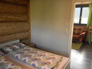 1 多间卧室、免费 WiFi、床单