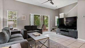 Smart TV, videojuegos y tenis de mesa 