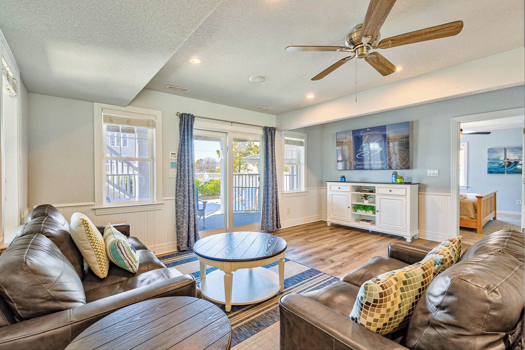 Nautilus | 180 Ft To The Beach | Private Pool, Hot Tub, Pet Friendly - Virginia Beach, VA