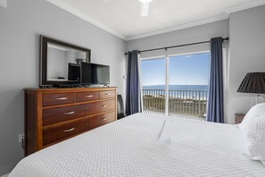 2 室のベッドルーム、アイロン / アイロン台、WiFi (無料)、ベッドシーツ