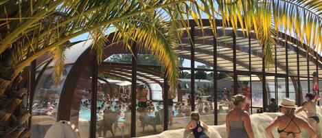 Et oppvarmet basseng