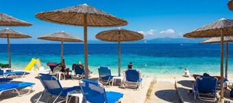 Flora Maisonettes 2 - Two Bedroom House, Sleeps 5