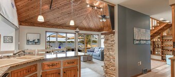 Windjammer, Lakefront Home-Away-From-Home!!!