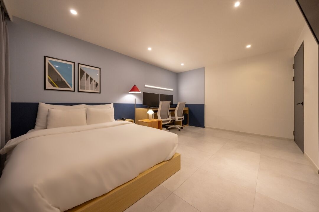 Deluxe Double Room | Premium bedding, soundproofing, free WiFi, bed sheets