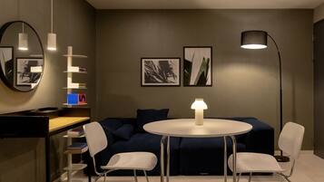 Playstation Room | Premium bedding, soundproofing, free WiFi, bed sheets