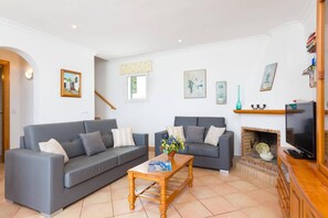 TV, ping pong