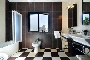 Hair dryer, towels