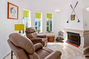 Living area - Villa Ninho da Aguia by Villa Plus (Albufeira)