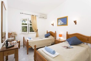 6 chambres, fer et planche à repasser, Wi-Fi gratuit, draps fournis