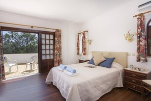 4 chambres, fer et planche Ă repasser, Wi-Fi gratuit, draps fournis