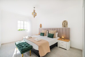 2 Schlafzimmer, Zimmersafe, Bügeleisen/Bügelbrett, Reisekinderbett
