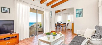Villa Romani Arenal by Villa Plus