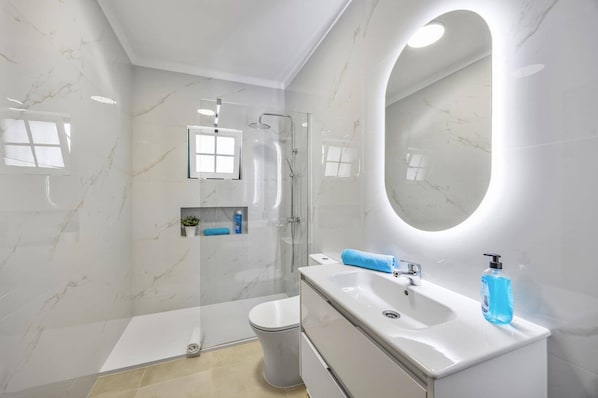 Hair dryer, towels