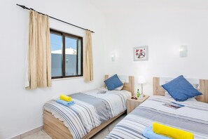 4 bedrooms, iron/ironing board, free WiFi, bed sheets - Villa Neptuno Sol by Villa Plus (Albufeira)