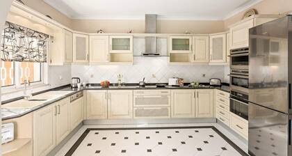 Villa Casa do Mel by Villa Plus